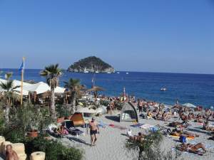 Xtrallusion photo gallery of Italy. Photos, pictures, images and photographs of the Italian Rivieras, the Italian Lakes, the Italian Alps, the Cinque Terre, the Amalfi coast and some of the most beautiful corners of Italy. Plus photos of Italian cities such as Pisa, Milan, Genoa and Rome.